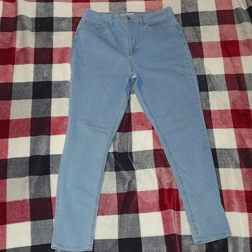 No Boundaries, Size 15, Blue